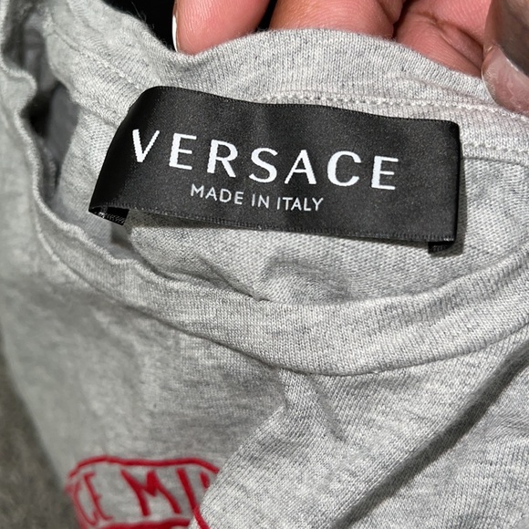 Authentic Versace T-Shirt - Picture 4 of 4